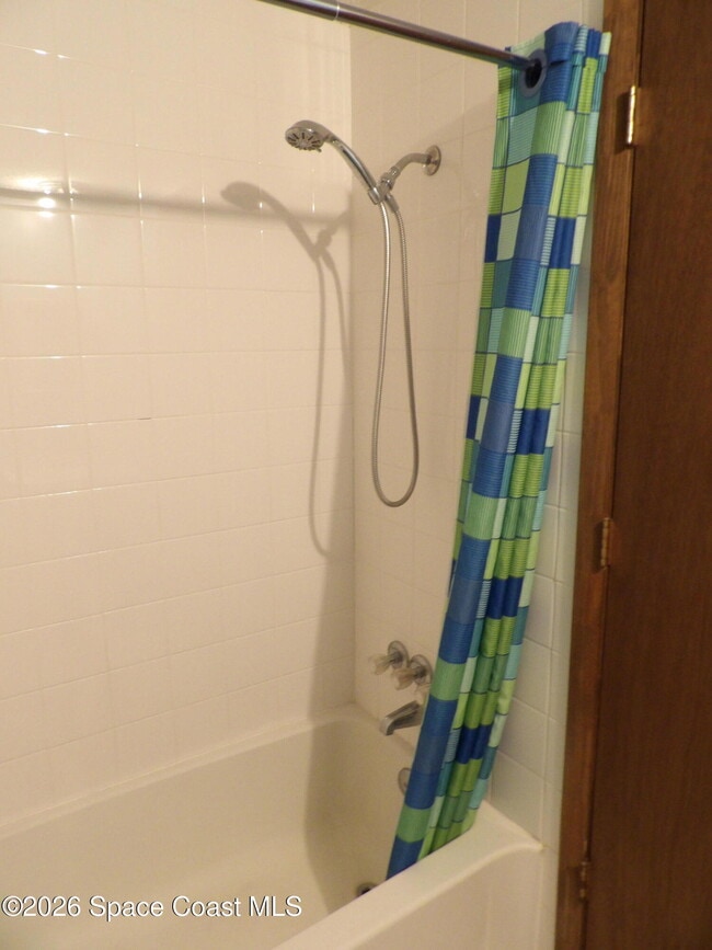 Building Photo - 6318 Hudson Rd