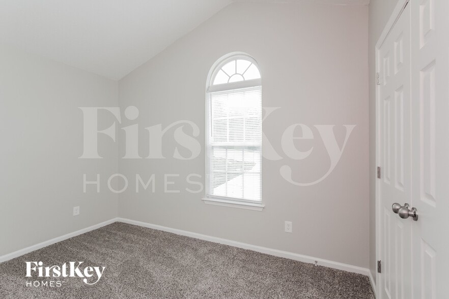 Building Photo - 3128 Strong Box Lane