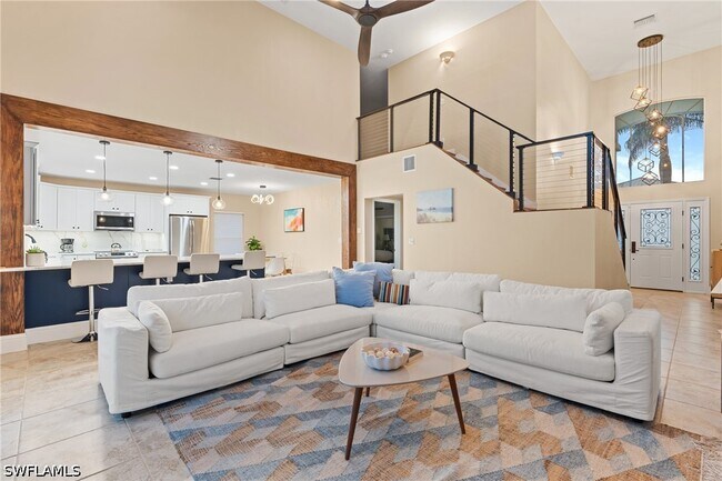 Building Photo - 523 103rd Ave N