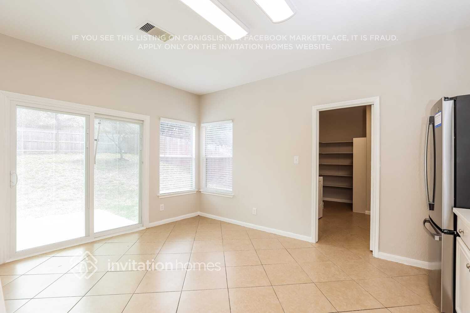 Building Photo - 926 Cheyenne Creek