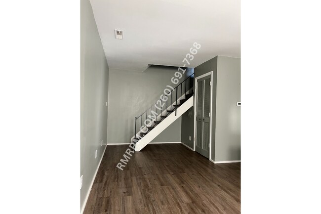 Building Photo - 4802 Woodmark Drive, Fort Wayne 46815