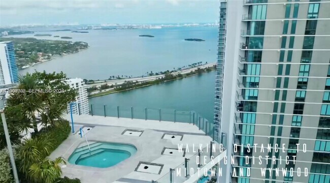 Building Photo - 501 NE 31st St