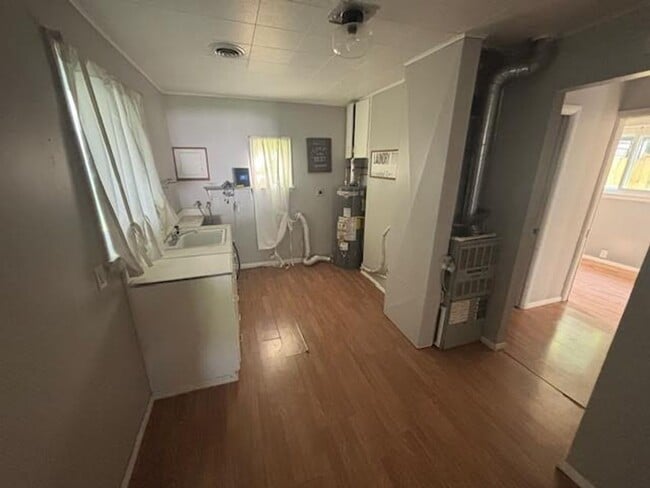 Building Photo - 2 Bedroom in Bethalto