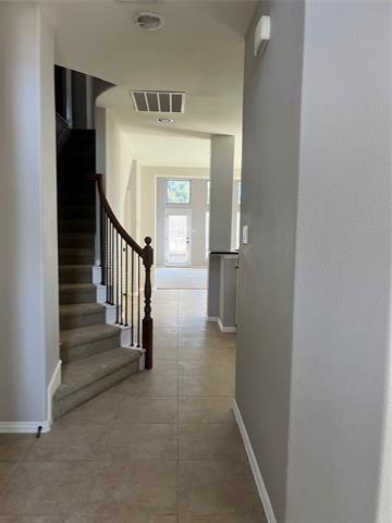 Building Photo - 5818 Country View Ln