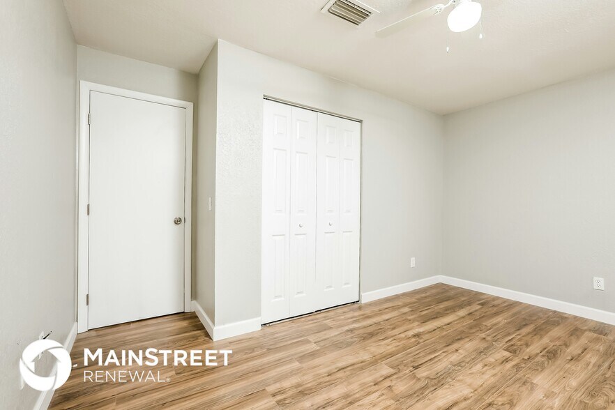 Building Photo - 261 Dogwood Ave