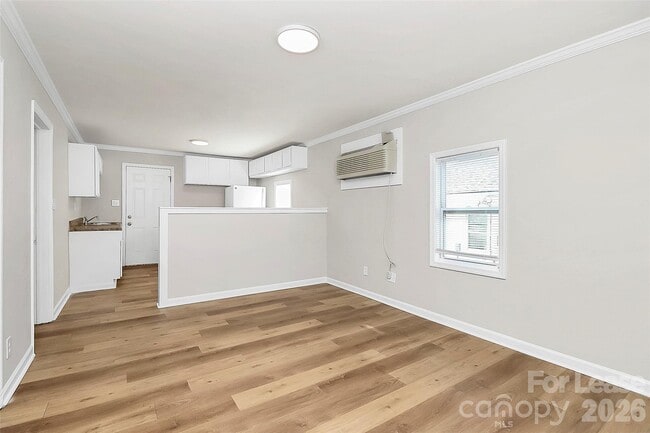 Building Photo - 2510 Hemphill St