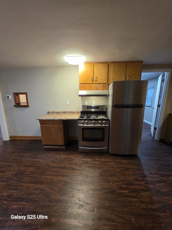 Building Photo - 623 W Main St