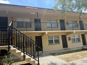 Building Photo - 2501 Harn Blvd