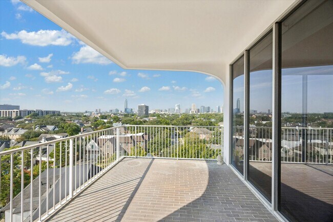 Building Photo - 3711 San Felipe St