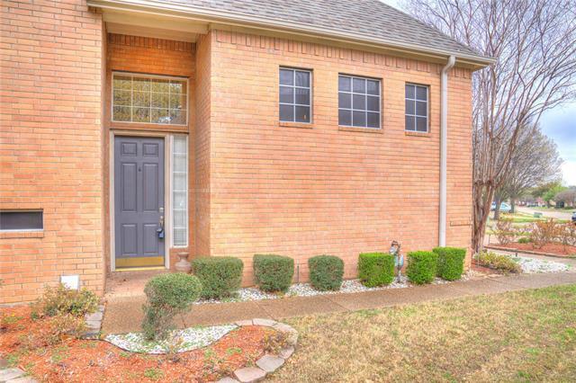 Building Photo - 2056 Stonecourt Dr