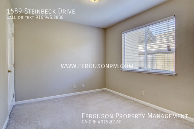 Building Photo - 1589 Steinbeck Dr