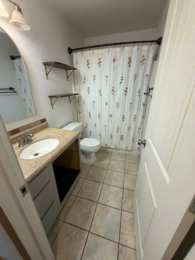 Building Photo - 15721 95th Ct SE