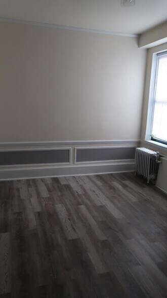 Building Photo - 5301 N Ashland Ave