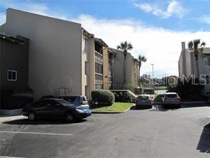Building Photo - 586 Orange Dr