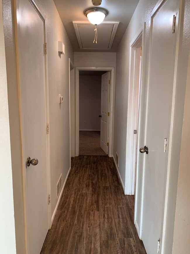 Building Photo - Cute duplex in North Lubbock