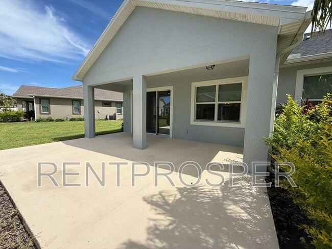 Building Photo - 2694 Addison Dr
