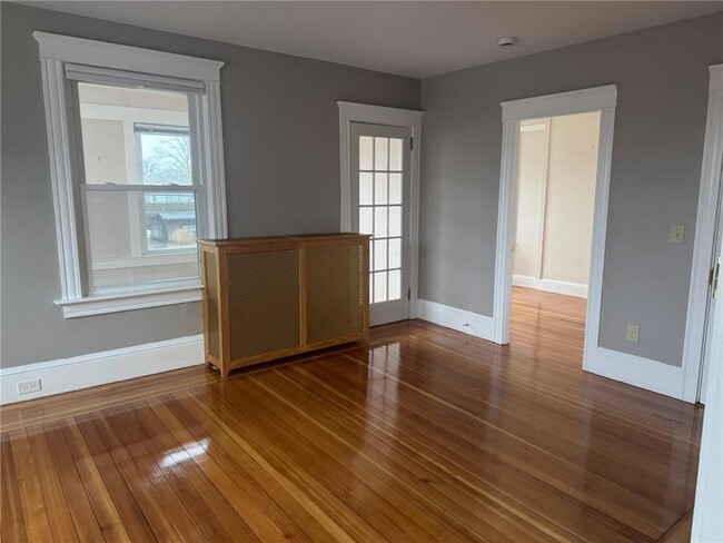 Building Photo - 15 Freeborn St