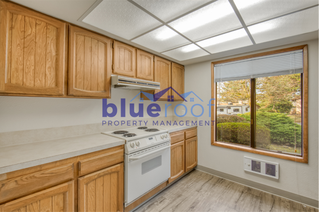 Building Photo - 429 SW 121st Pl