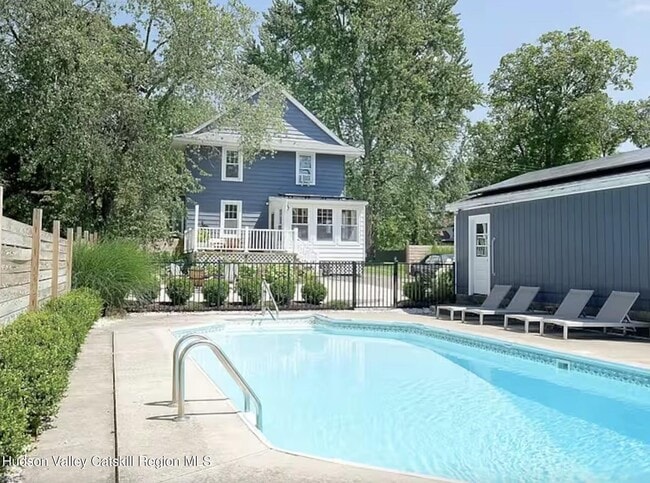 Building Photo - 590 NY-23B