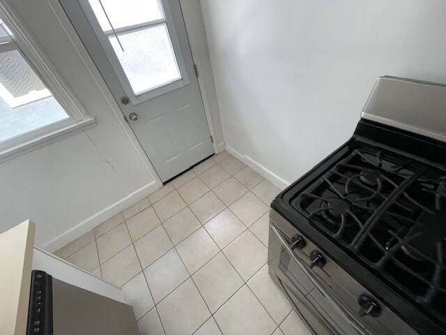 Building Photo - 2309 31st St