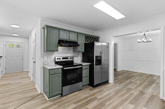 Building Photo - 6649 Speight Cir