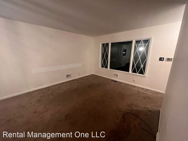 Building Photo - 3 br, 1 bath House - 22269 Champaign