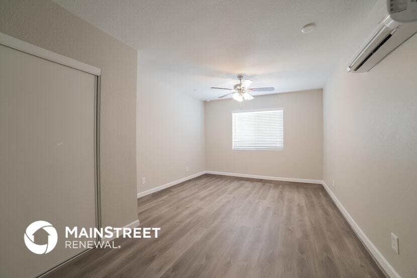 Building Photo - 7223 W Mercer Ln