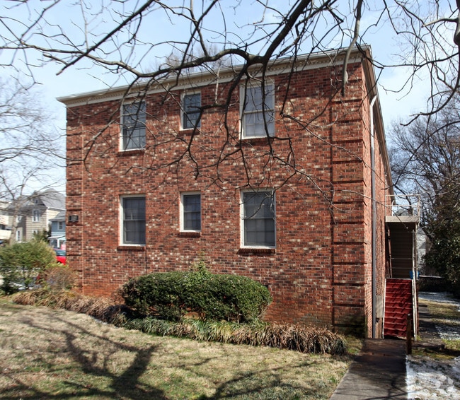 Building Photo - 109 Mciver