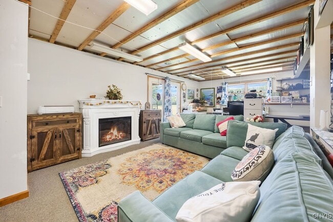 Building Photo - 5479 Lake Rd