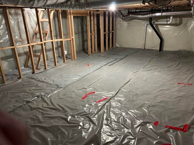 crawlspace - 1068 E Scuttlebutt Ln
