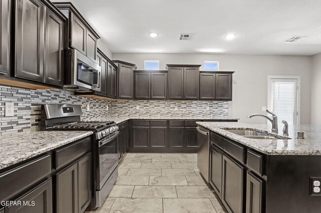 Building Photo - 12312 Desert Path Ct