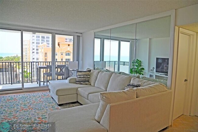 Building Photo - 525 N Ocean Blvd