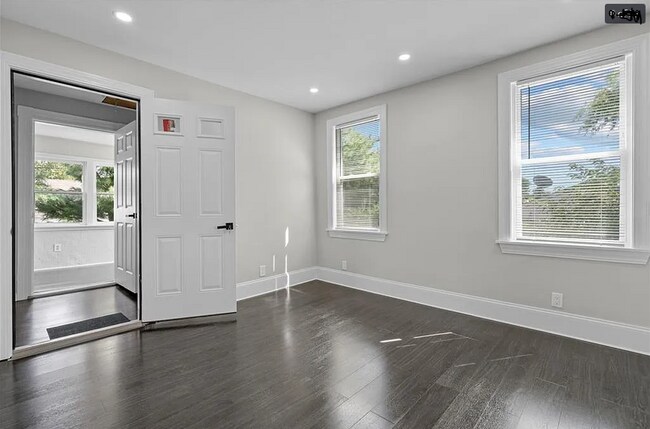 Building Photo - 47 Andover St