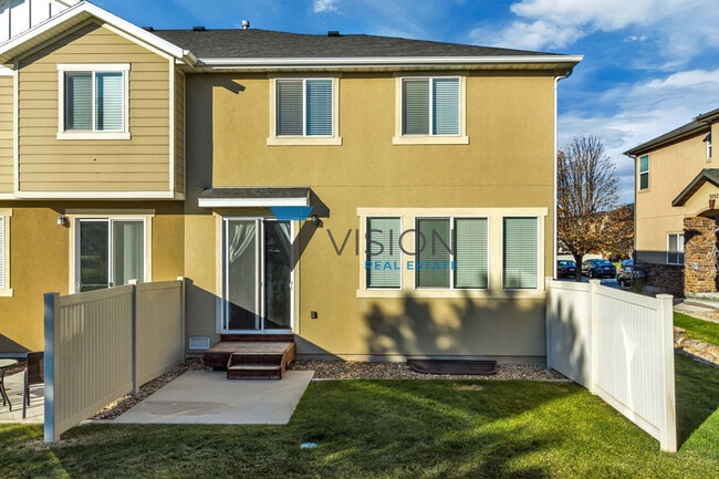 Building Photo - 3764 N Prairie Grass Dr