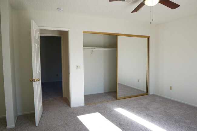 Building Photo - 68295 Risueno Rd