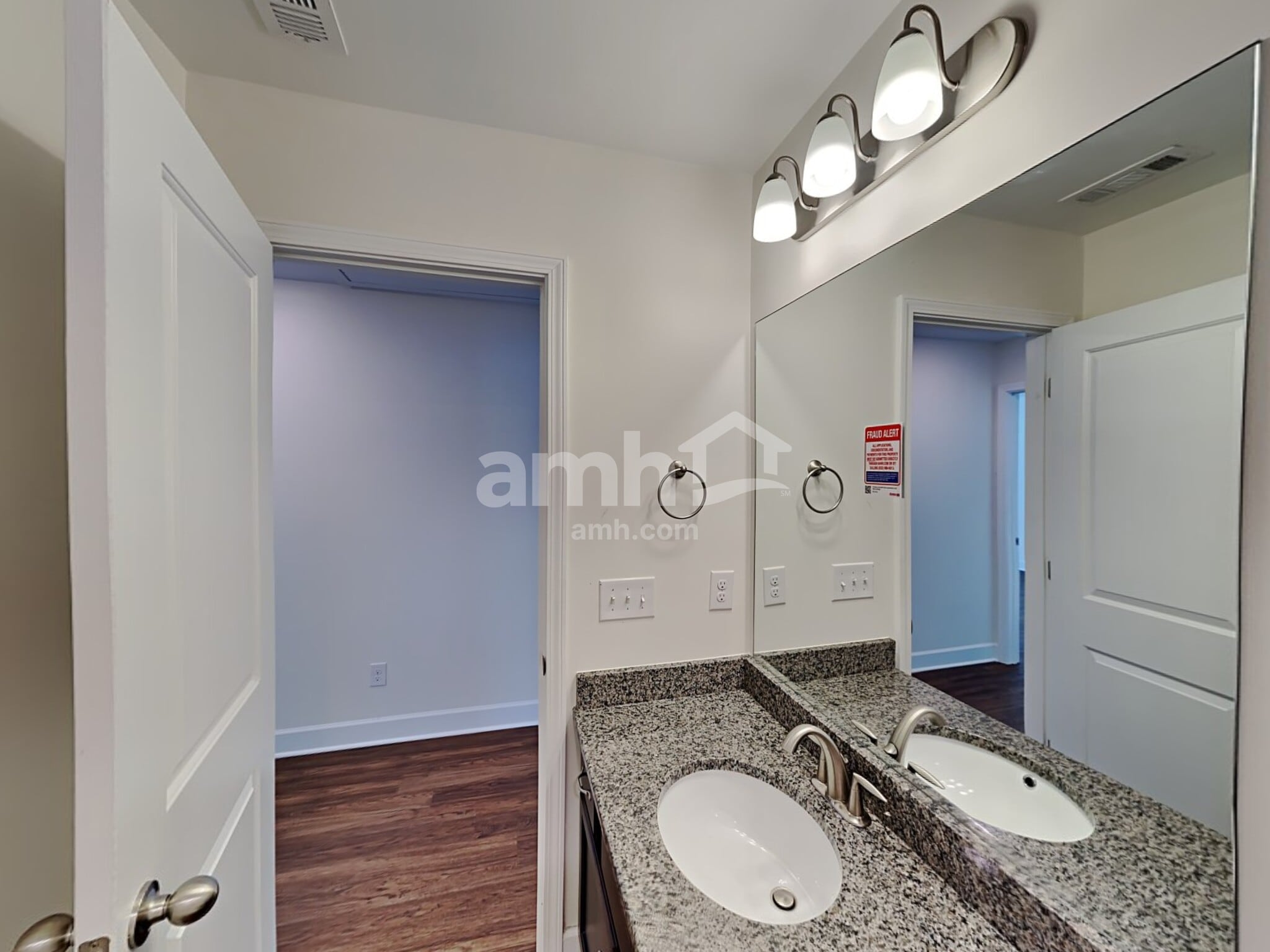 Building Photo - 5072 Trailwater Dr
