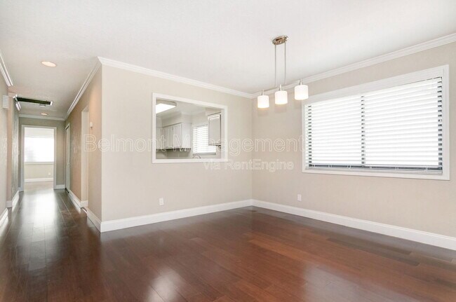 Building Photo - 1096 Azalea Ln
