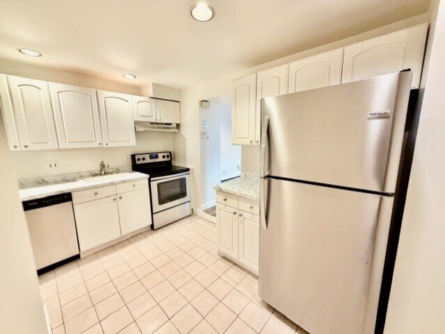 Building Photo - 45 Bowdoin St