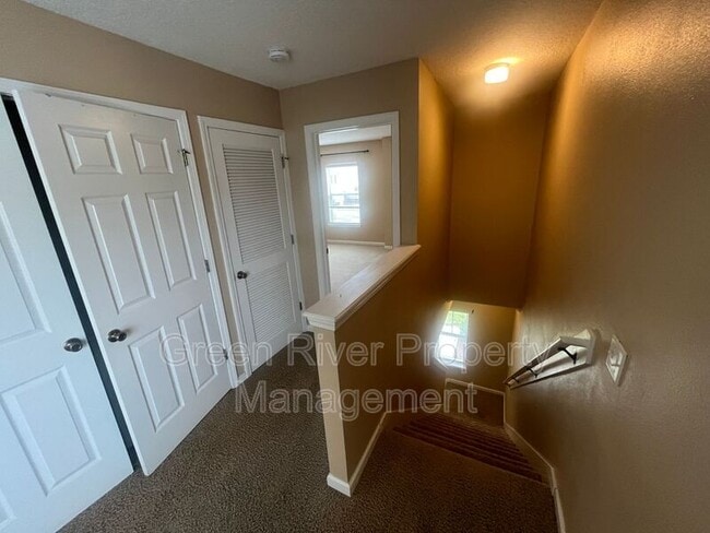 Building Photo - 1500 Calming Water Dr