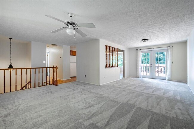 Building Photo - 2843 Pine Meadow Dr