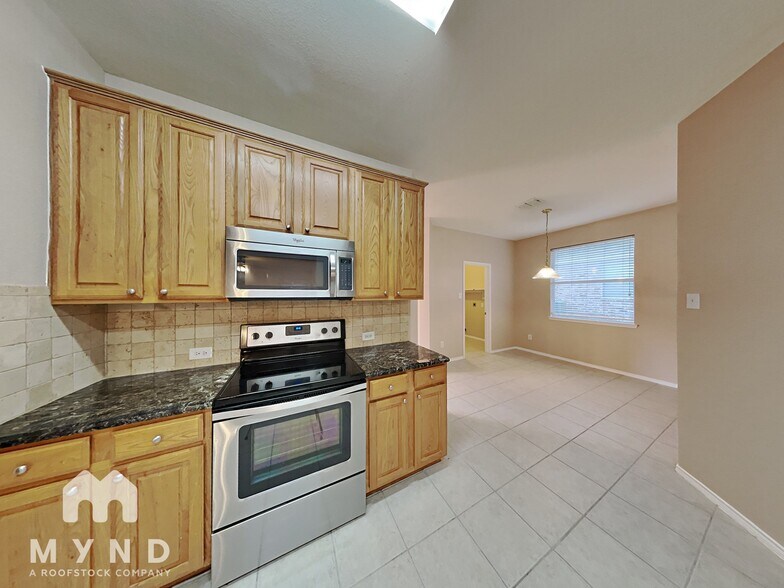 Building Photo - 3125 Paradise Valley Dr
