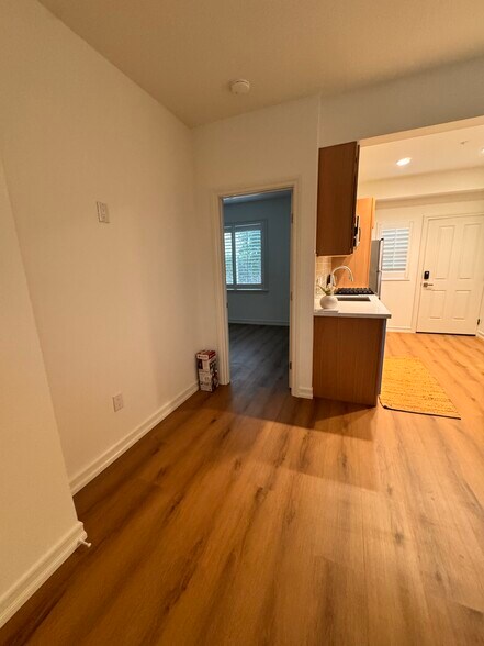 Building Photo - 41 Via Cancion