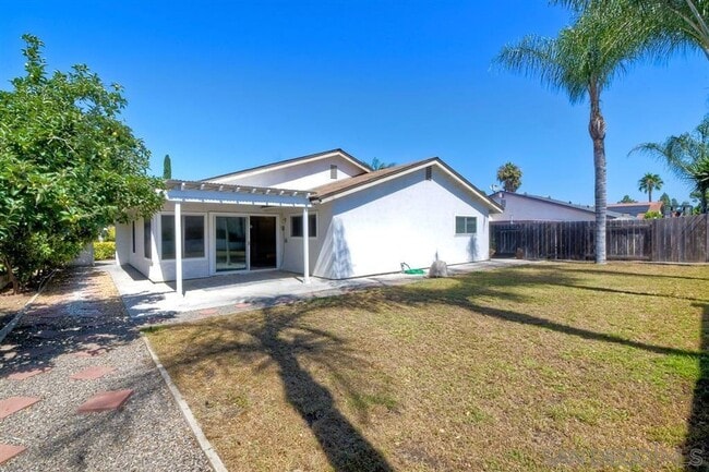 Building Photo - Move-In Ready 3 Bedroom Home with Bonus Ro...