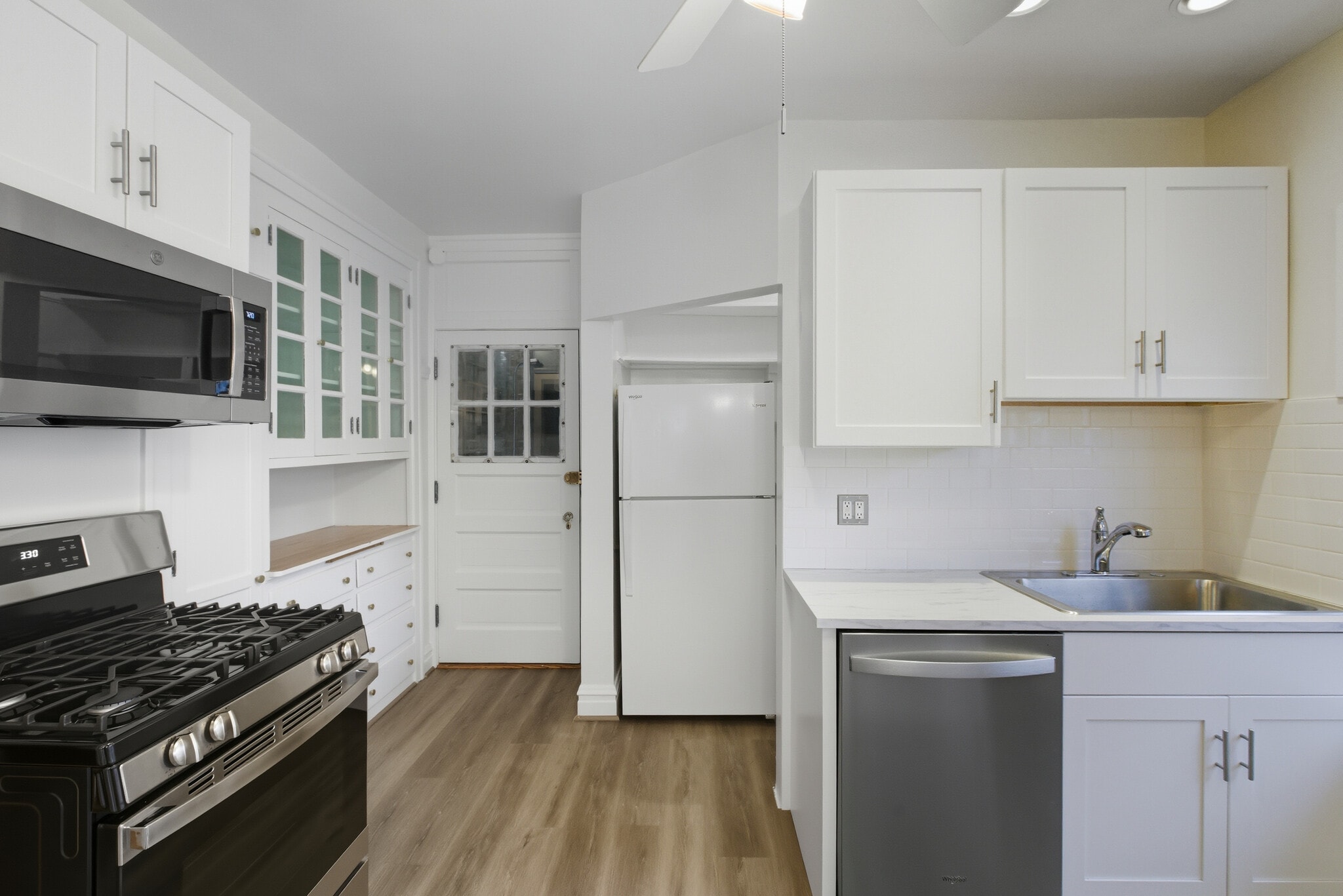 Building Photo - 1507 Dobson St