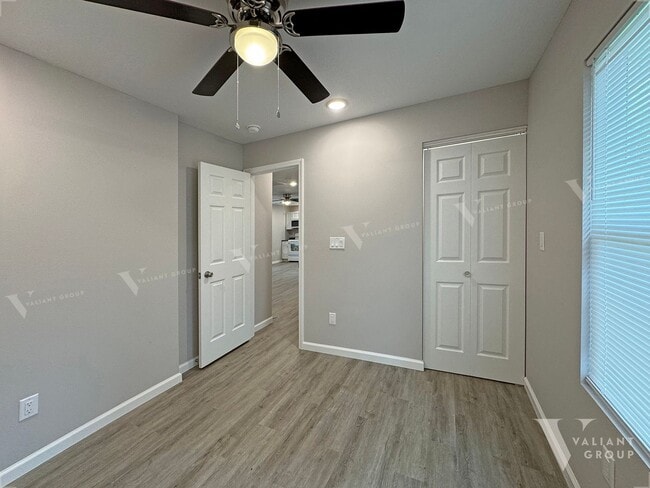 Building Photo - Charming 3-Bedroom, 1-Bathroom House for R...
