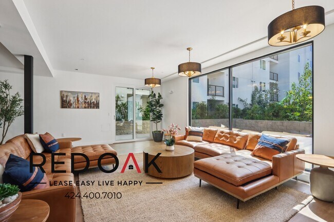 Building Photo - 14526 Kittridge St