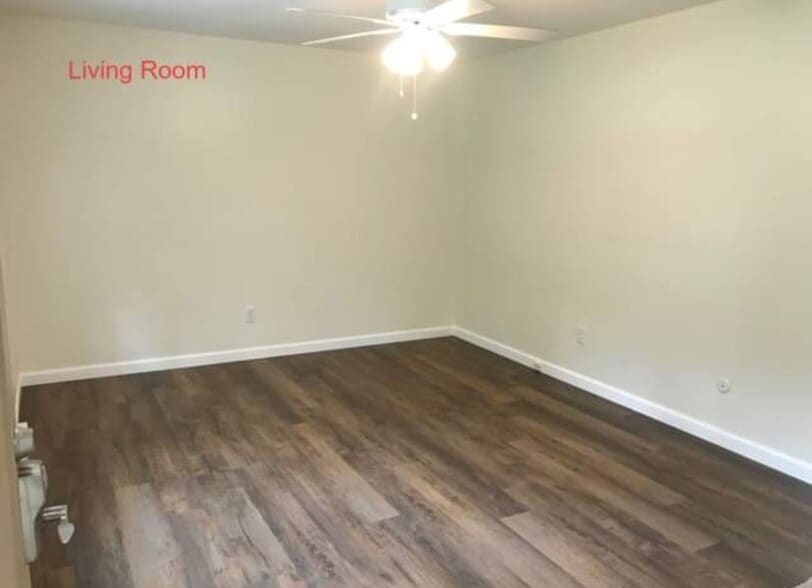 Living room - 5616 Gardner Rd