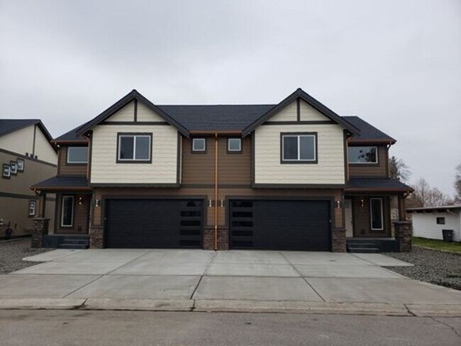 Primary Photo - Lease Up- Custom Spokane Duplex