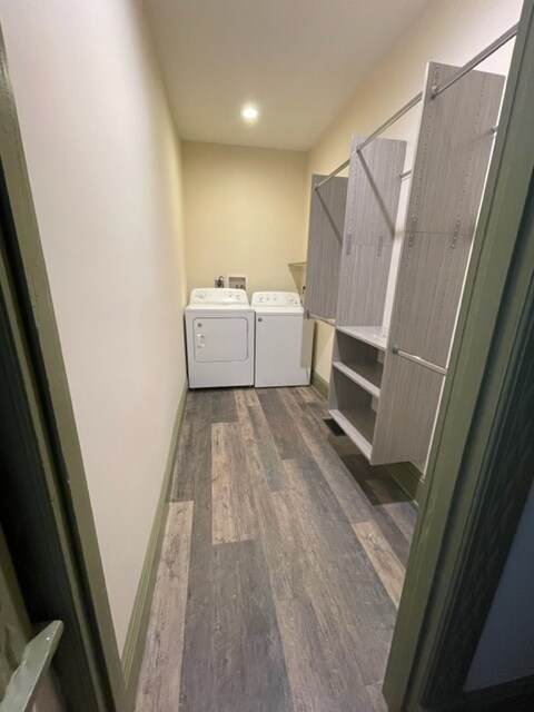 Building Photo - 1320 Northampton St