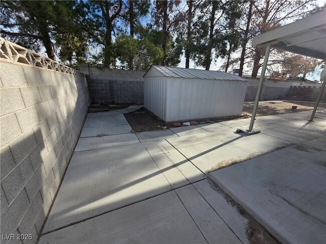 Building Photo - 3214 Anacapa Way